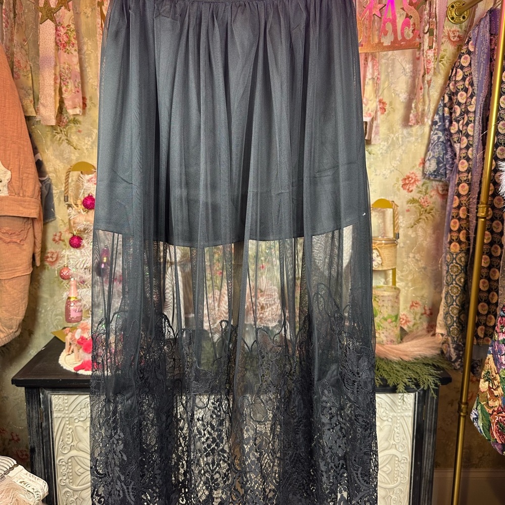 🆕 Blue B Elegant Black Lace Overlay Skirt
1: Size:Small 
1: Size: Large - Picture 7 of 10
